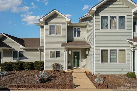 3370 White Oak Court E-2 sold home in White Oak Manor, Claremont, NC