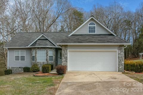 222 Meadowridge Drive sold home in Meadowridge Acres, Taylorsville, NC