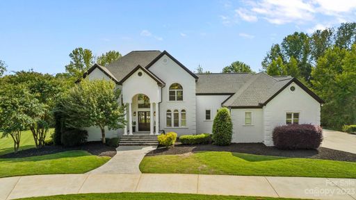 1424 Rosehill Drive sold home in Oak Grove Farm, Waxhaw, NC