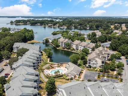 18816 Nautical Drive 11