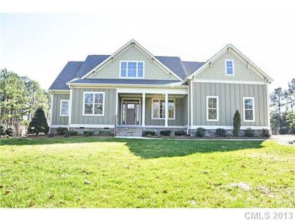 117 Yellow Jacket Circle