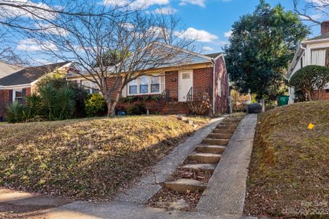 605 Woodruff Place