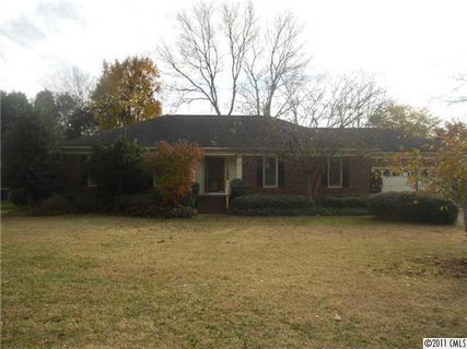 8312 Middleton Circle