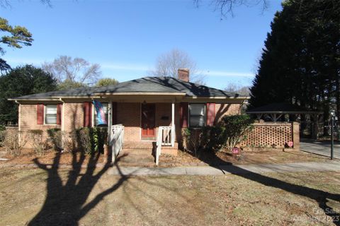 107 Oak Trail