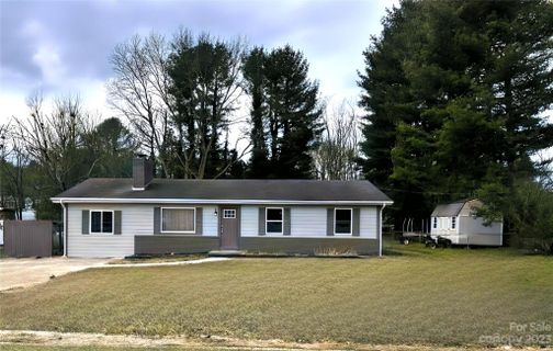 211 Garden Lane sold home in J H Plott, Canton, NC