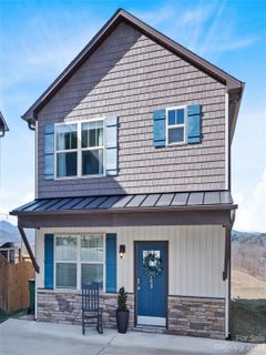 763 Cardwell Lane