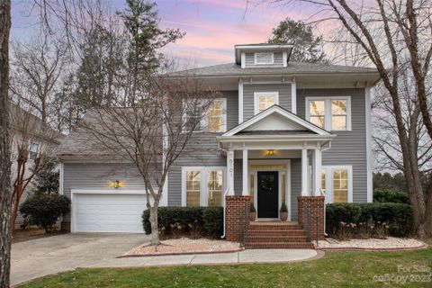 16101 Kelly Park Circle