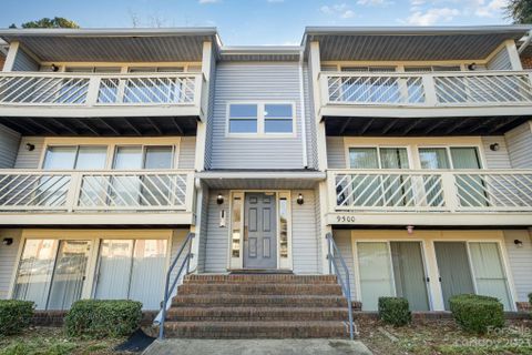 9500 Shannon Green Drive F sold home in Shannon Green, Charlotte, NC