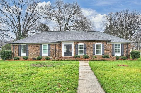 7119 Abbotswood Drive