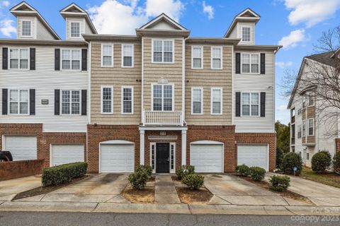 6444 Park Pond Drive
