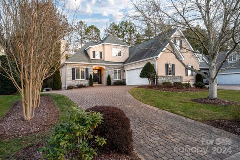 38 Tiverton Lane