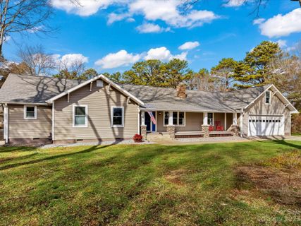 412 8th Avenue sold home in Boyd Heights, Maiden, NC