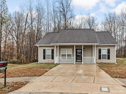 6342 Derryfield Drive sold home in The Hamptons, Charlotte, NC