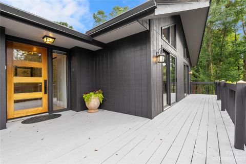 Previously sold for $750,000