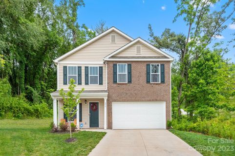 239 Roper Street sold home in Hamrick Farms, Candler, NC