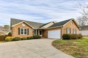 121 Walking Horse Run sold home in Stanley, SC