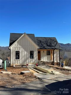 261 Mount Allen Heights 53
