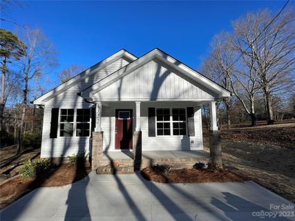 1322 Hill Street sold home in Sunset Hills, Albemarle, NC