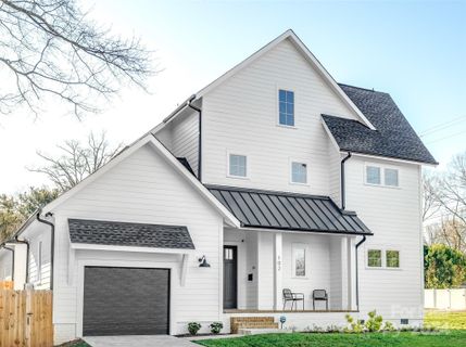 102 N Smallwood Place