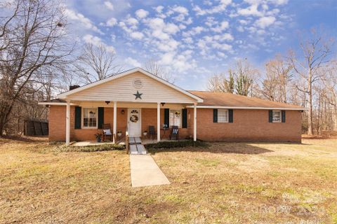 12137 Susanna Drive sold home in Riverhaven, Charlotte, NC