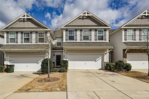 448 Tayberry Lane