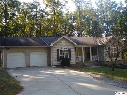 2745 Beechwood Road