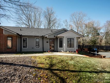 1115 Hanford Place sold home in Ridgeview, Concord, NC