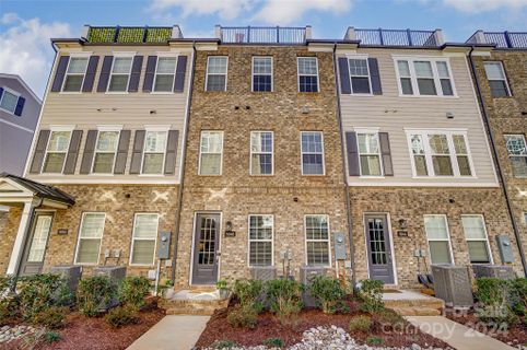 5048 Harrowsmith Lane