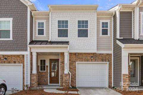 2036 Howell Creek Way sold home in Pergola at Farmington, Charlotte, NC