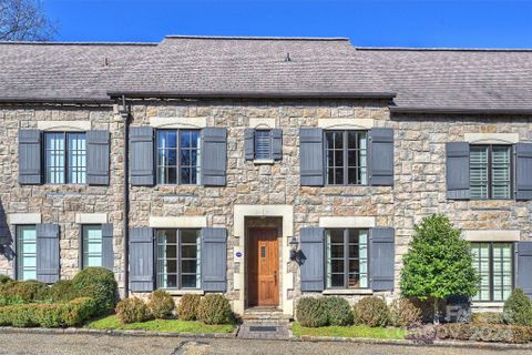 1546 High Street