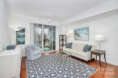 300 W 5th Street 226