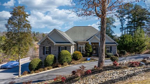 82 Franklin Lane sold home in Wittenburg Landing, Taylorsville, NC