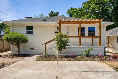 2123 Thurmond Place sold home in Chatham Estates, Charlotte, NC