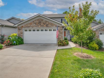 36 Holiday Drive sold home in Royal Pines Village, Arden, NC