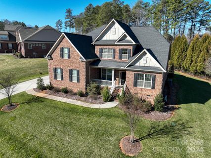 11220 Three Sisters Lane