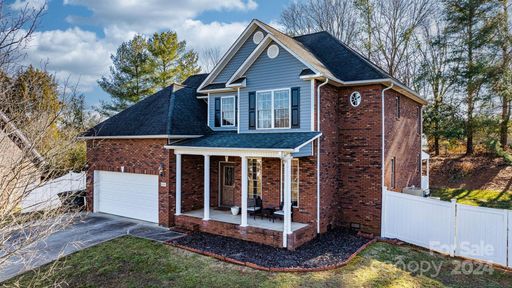 806 4th Street sold home in Brentwood, Conover, NC