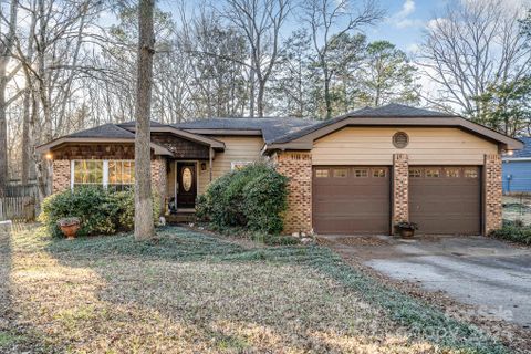 6910 Pin Oak Court sold home in Wood Creek Plantation, Charlotte, NC