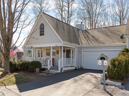 108 Carriage Walk Lane