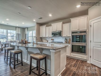 271 White Apple Way BF6 163