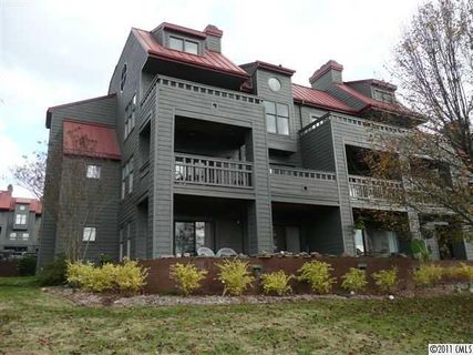 9031 Jm Keynes Drive 49