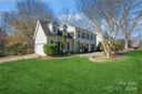 2328 Wineberry Court sold home in Matthews, SC