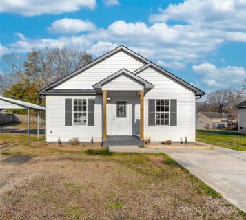 1514 Westover Street sold home in Hilltop, Lowell, NC