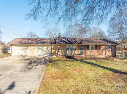 3602 Brookwood Drive sold home in Brookwood, Maiden, NC