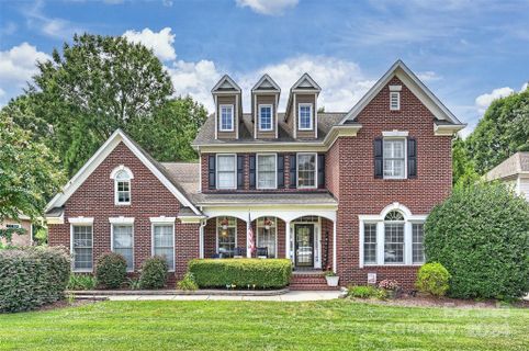 10124 Devonshire Drive