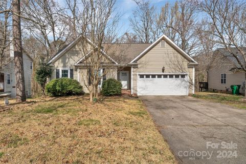 12135 Meadow Post Lane