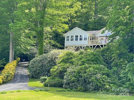 2104 Wilson Road sold home in Middlemount, Pisgah Forest, NC