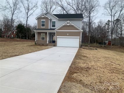 2840 Cyrene Lane sold home in St James Vineyard, Conover, NC