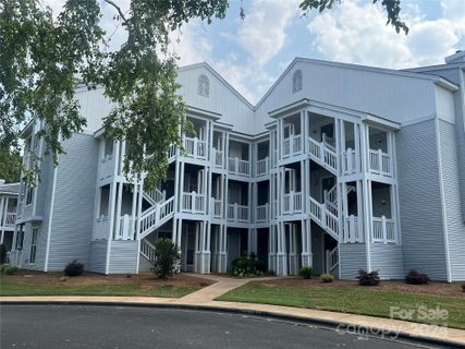 11 Hamiltons Bay Court 845 sold home in Hamiltons Bay, Clover, SC