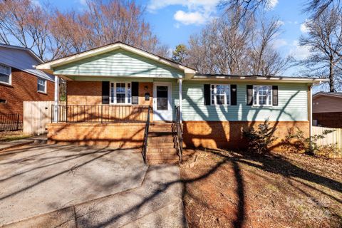 1513 Longleaf Drive sold home in Pine Valley, Charlotte, NC