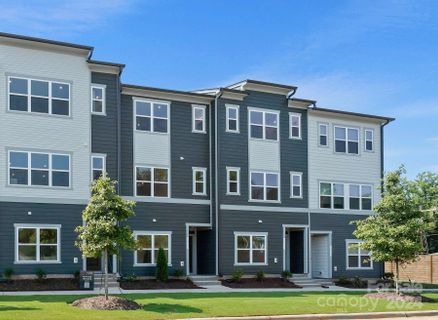 2047 Evolve Way